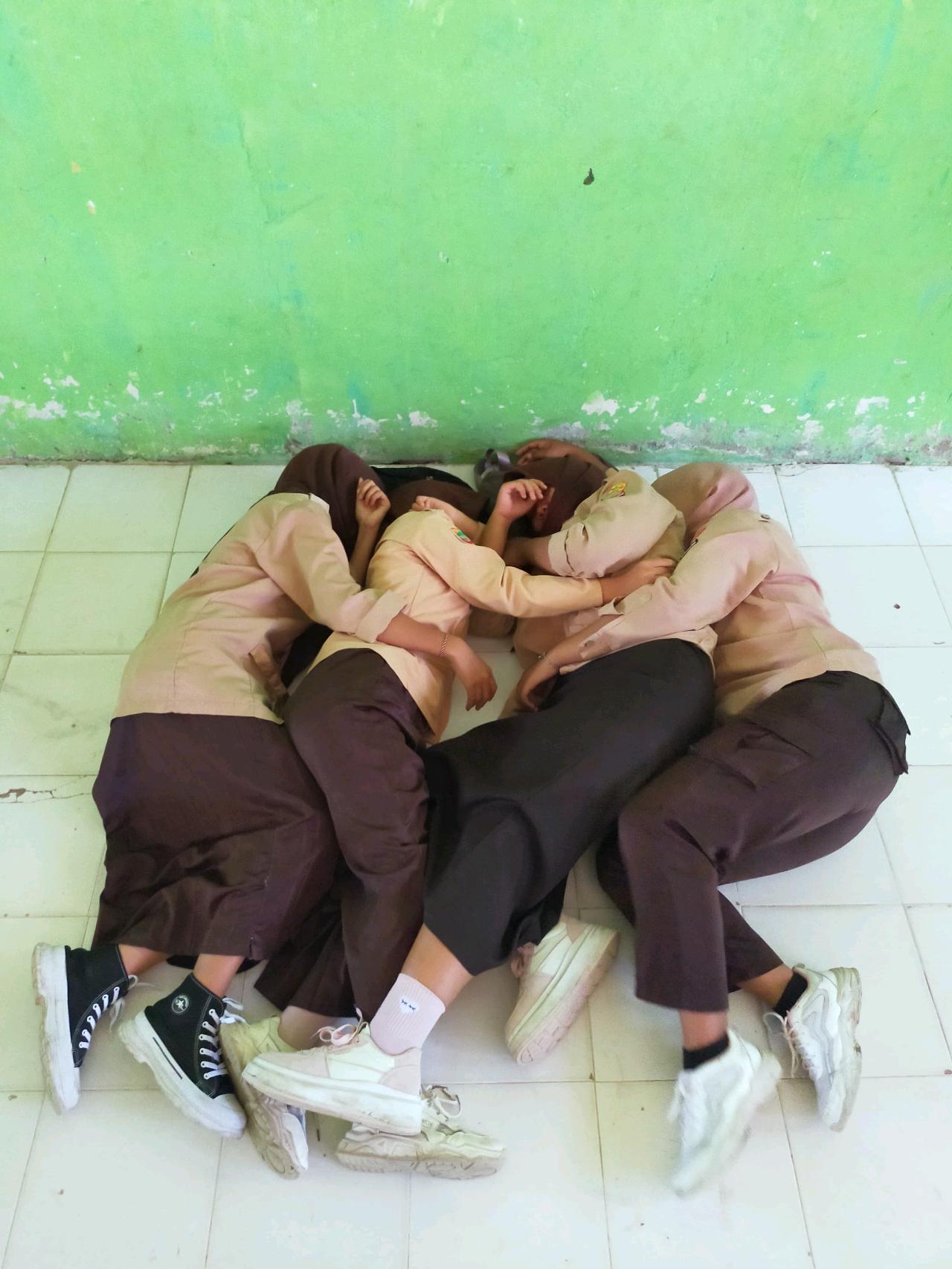 cmp_1773557926471.jpg