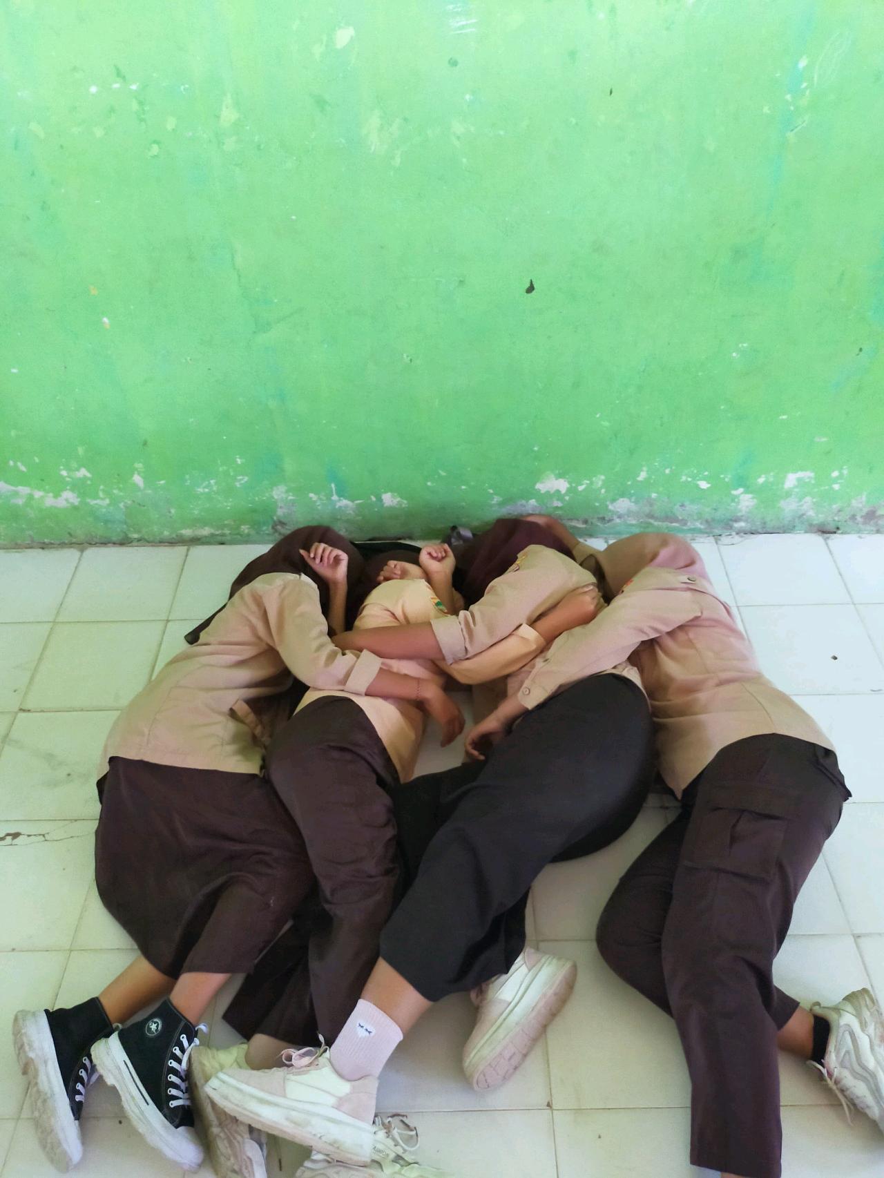 cmp_1773557942852.jpg