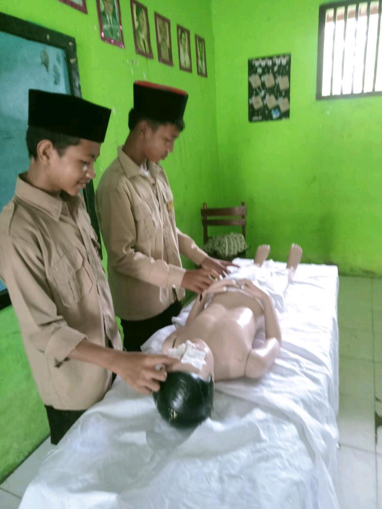 cmp_1775446501878.jpg