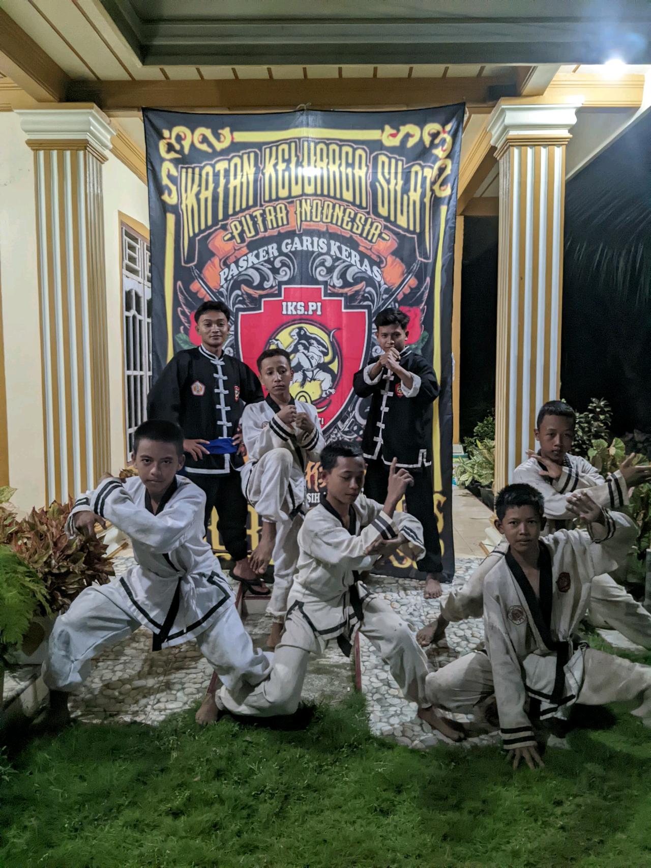 cmp_1775609403379.jpg