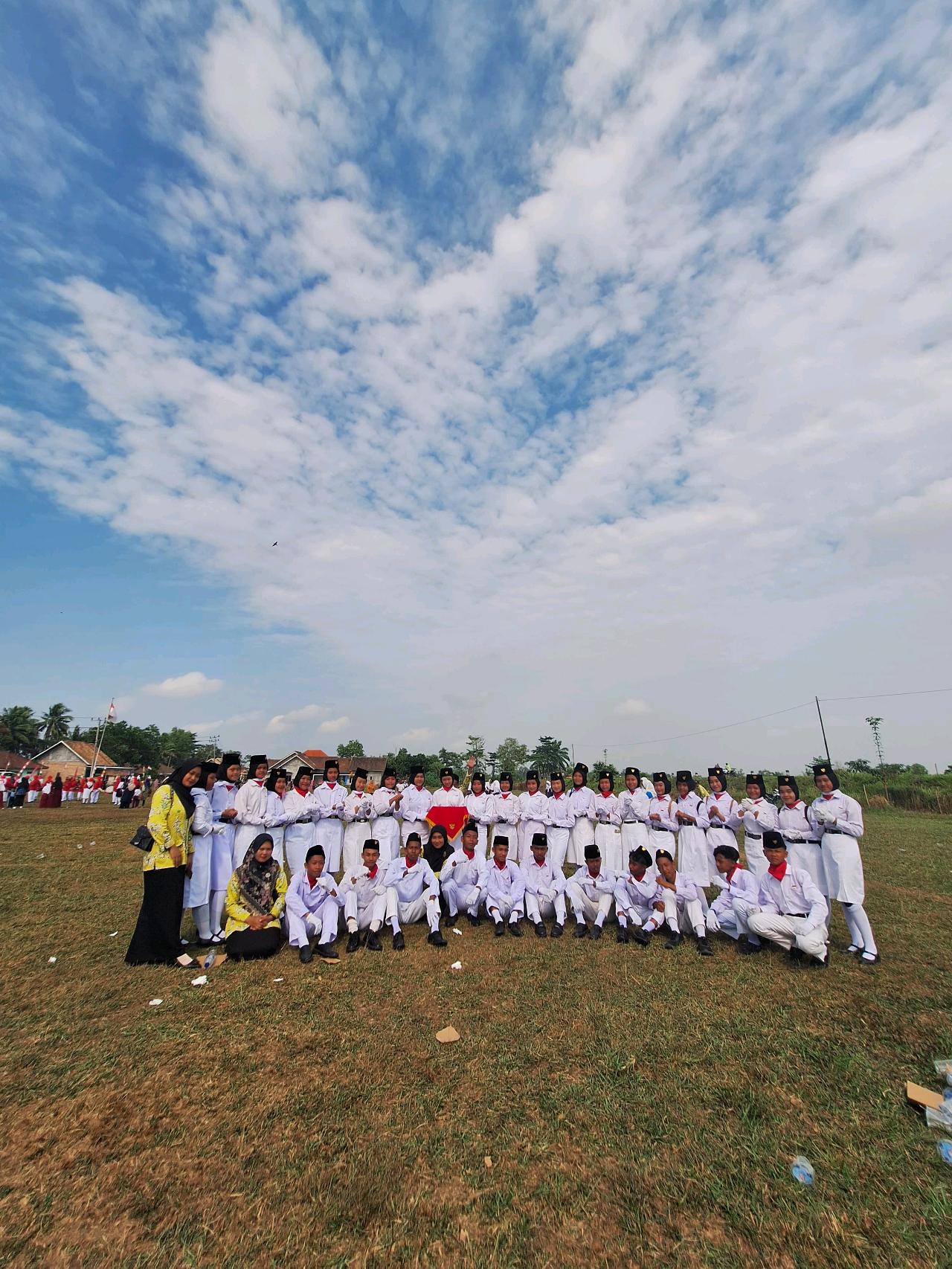 cmp_1775611354879.jpg