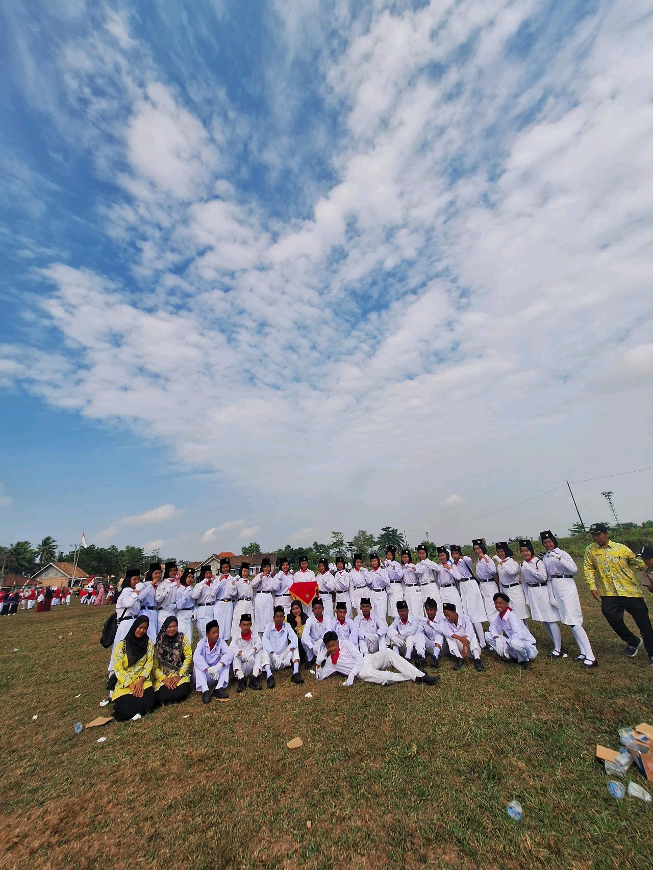 cmp_1775611360635.jpg