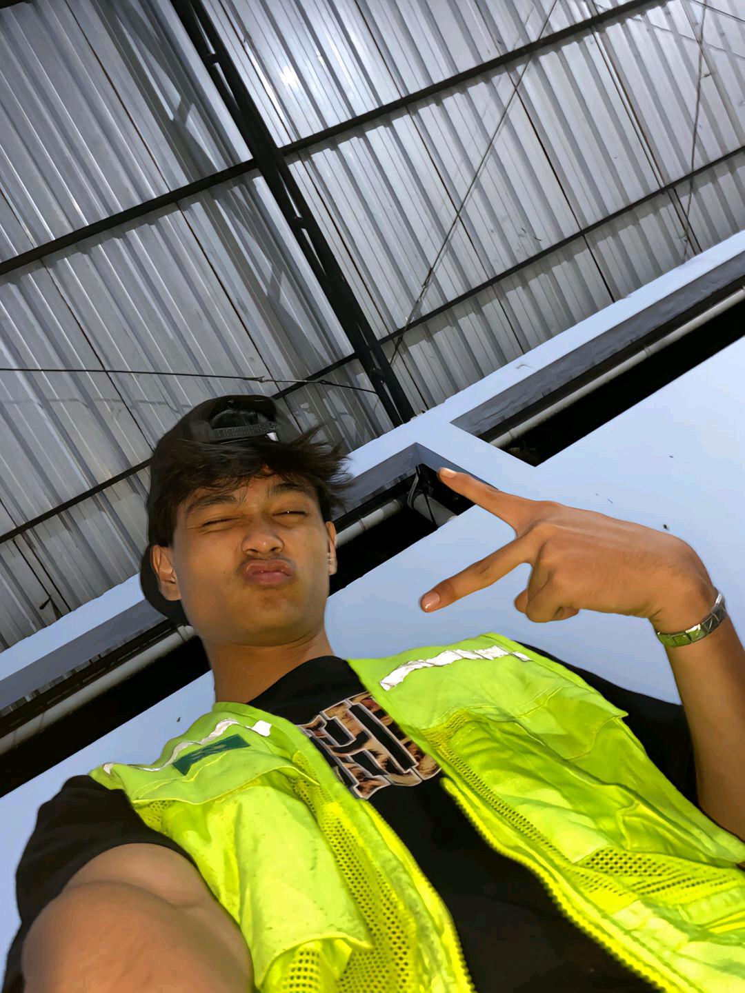 cmp_1775695433860.jpg