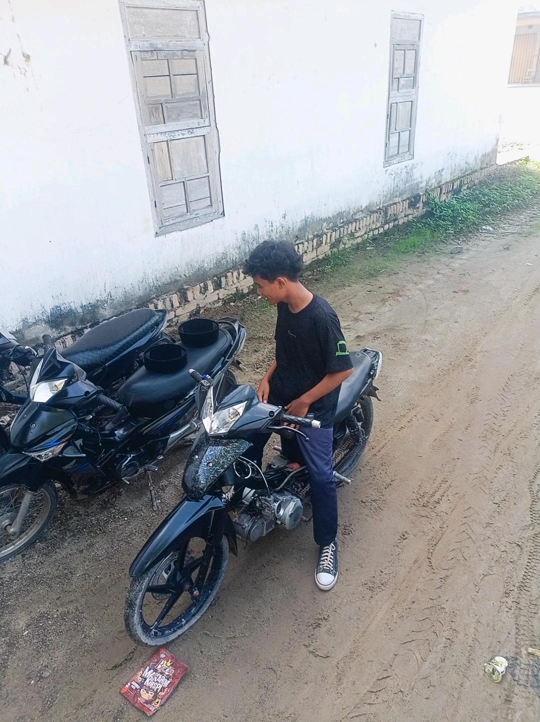 cmp_1775700402317.jpg