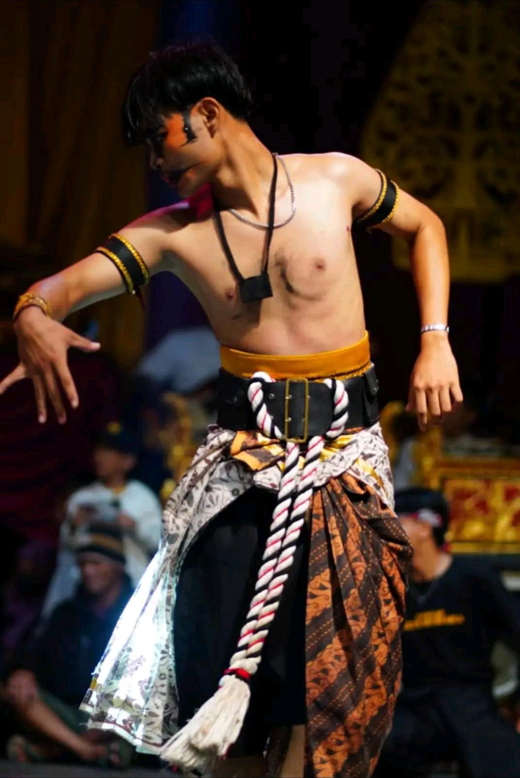 cmp_1776040649088.jpg